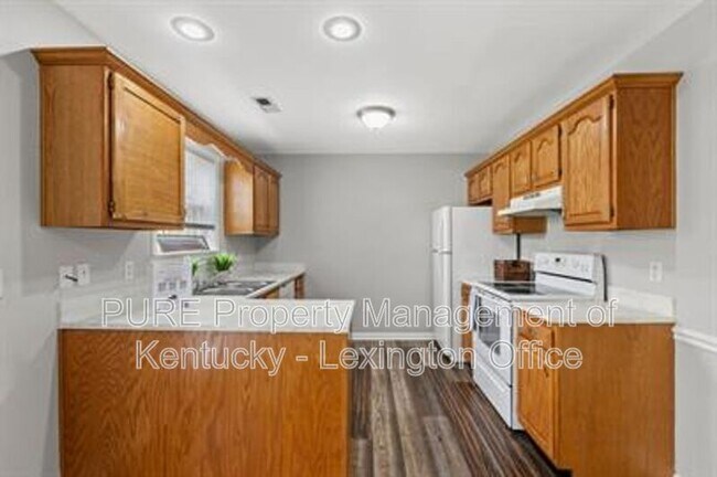 Building Photo - 1053 Merrick Dr