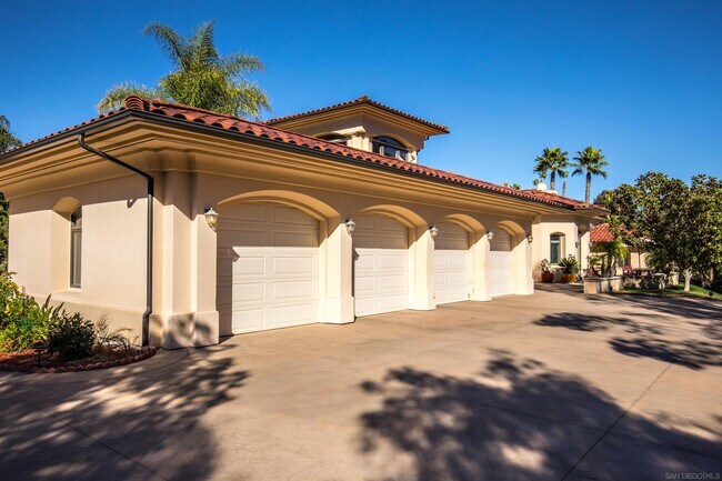 Building Photo - 17547 Avenida Peregrina