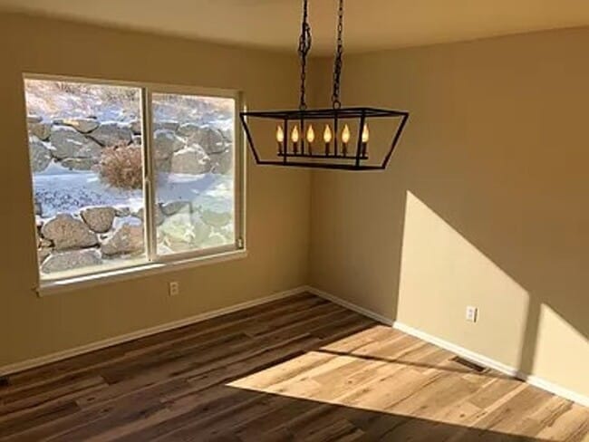 Building Photo - Amazing Home in Desirable District 20 – No...