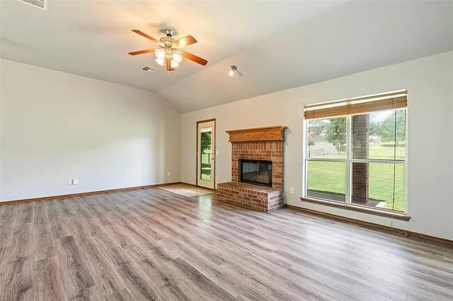 Building Photo - 11644 Country Vw