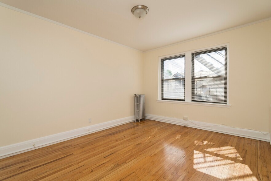 Building Photo - 102 Highland Ave