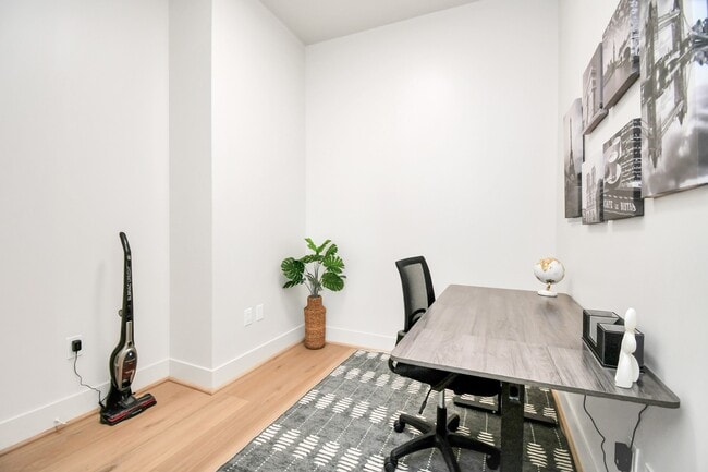 Building Photo - 1600 Post Oak Blvd