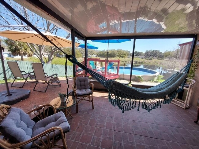 Building Photo - 307 S Oakland Ave