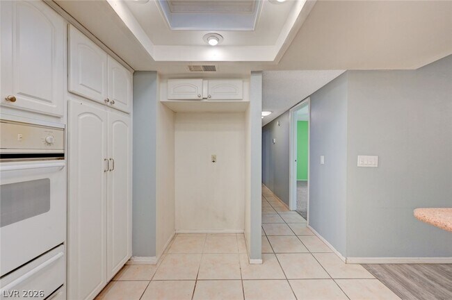 Building Photo - 3518 Blackstone St