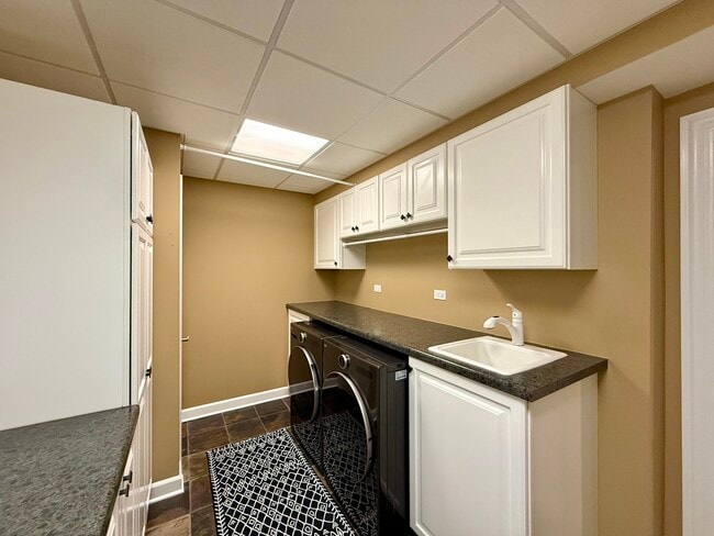 Building Photo - 354 Baltimore Dr