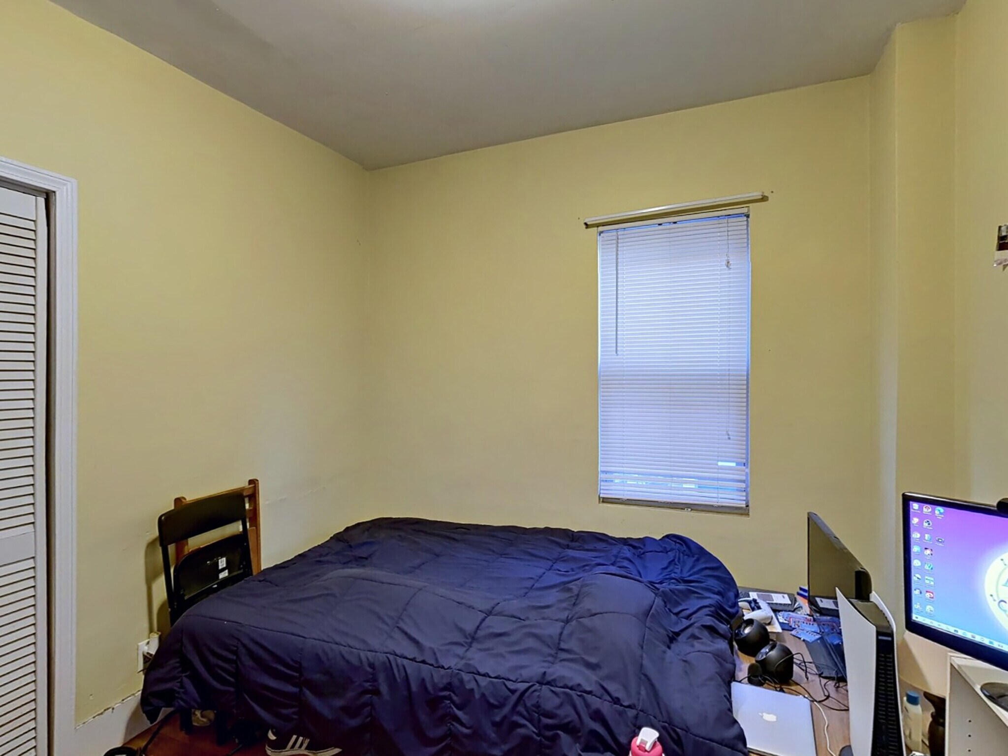 Building Photo - 12 Chilcott Pl