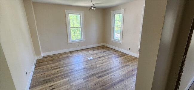 Building Photo - 99 Gorham St