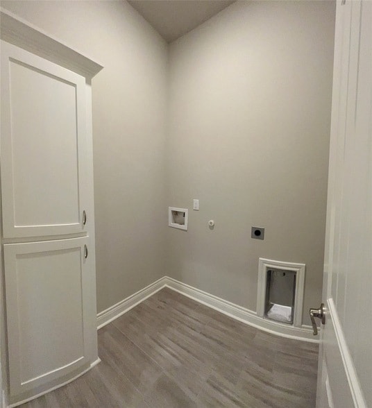 Building Photo - 906 Hardaway Ln