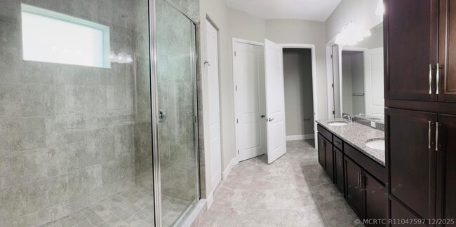 Building Photo - 14476 Spruce Pne Dr