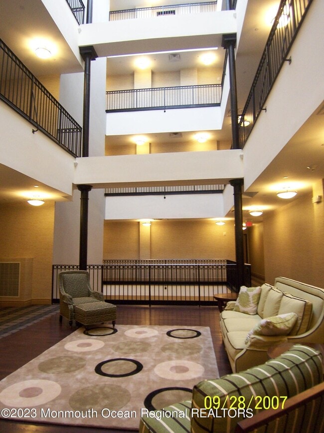 Building Photo - 300 Emory St