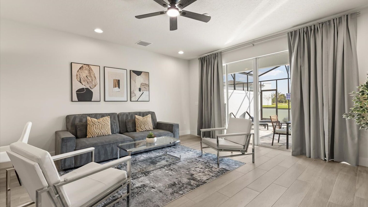 Building Photo - 17314 Serenidad Blvd