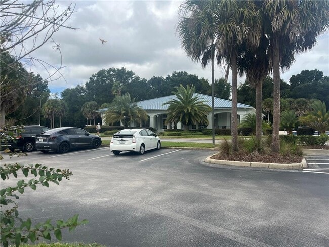 Building Photo - 8744 SW 108th Ln Rd