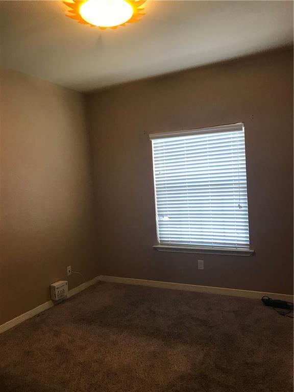 Building Photo - 14202 Fabled Point Ave