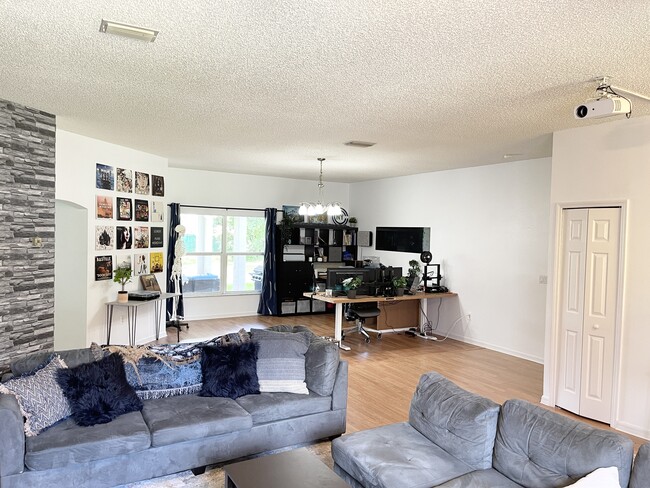 Building Photo - 78 Fountain Gate Ln