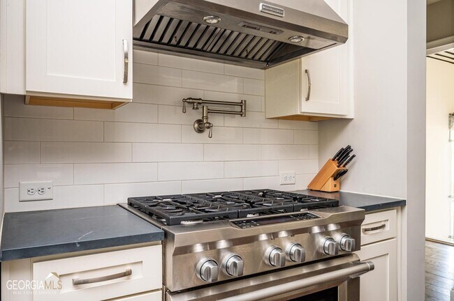 Building Photo - 160 Milestone Trail