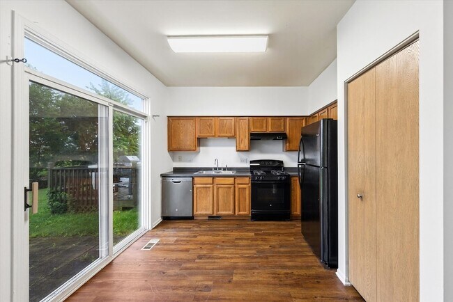 Building Photo - 4409 Klatt St