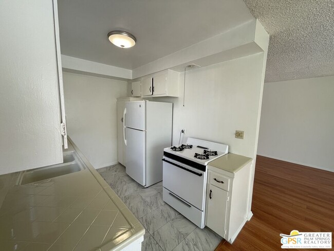 Building Photo - 1243 26th St