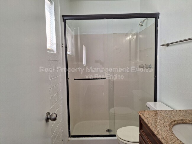 Building Photo - 3059 W Acapulco Ln