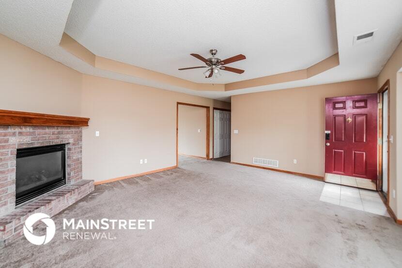 Building Photo - 715 Country Ln