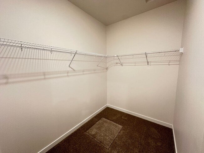 Building Photo - Brand New Foxtail Rancher