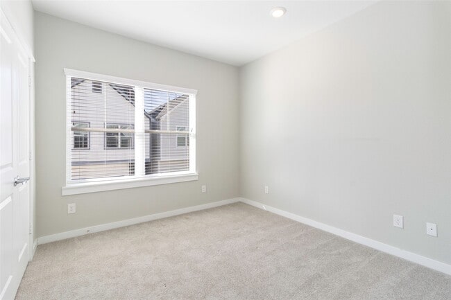 Building Photo - 6708 Parker Oaks Ln