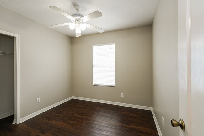 Building Photo - 7823 Bristol Park Dr