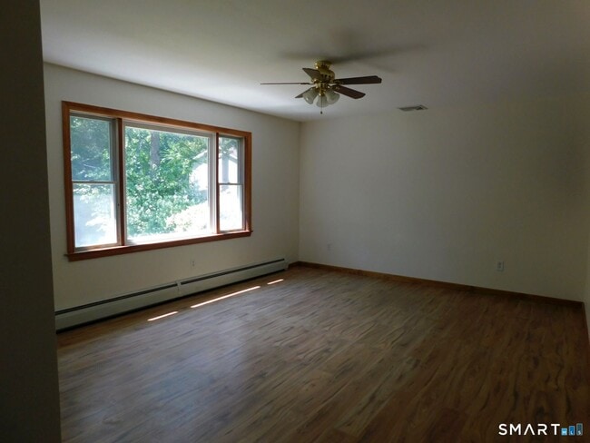 Building Photo - 60 Osga Ln