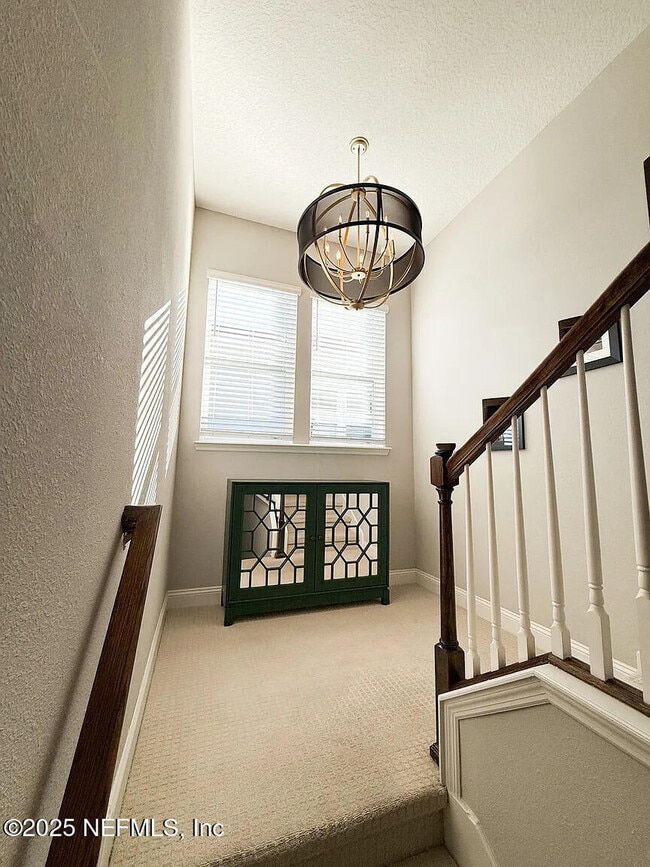 Building Photo - 2866 Montilla Dr