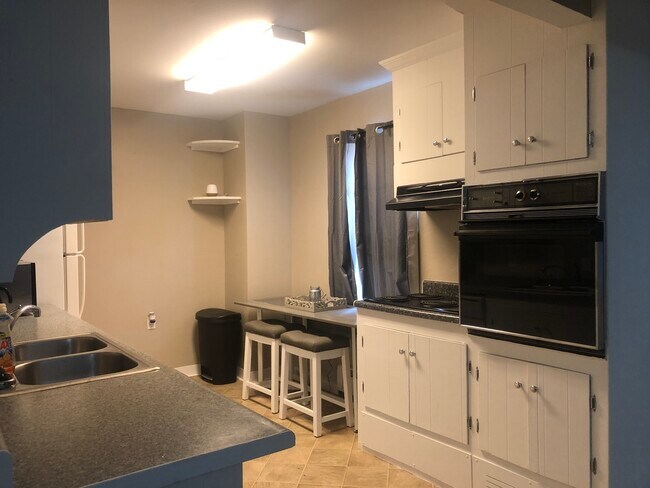 Building Photo - 18373 Old Glenn Highway, Unit 2