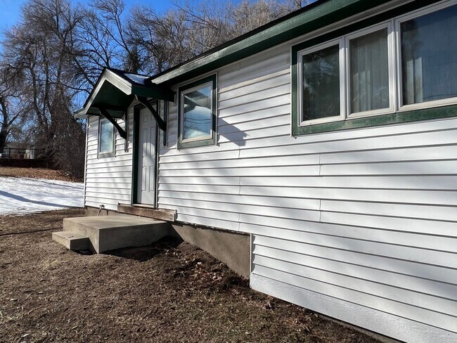 Building Photo - Charming 1BR House in Lakewood