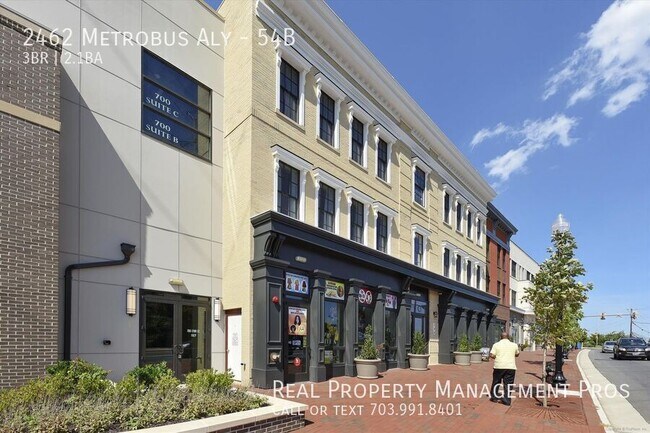 Building Photo - 2462 Metrobus Aly