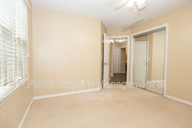 Building Photo - 2443 Doubletree Dr NW