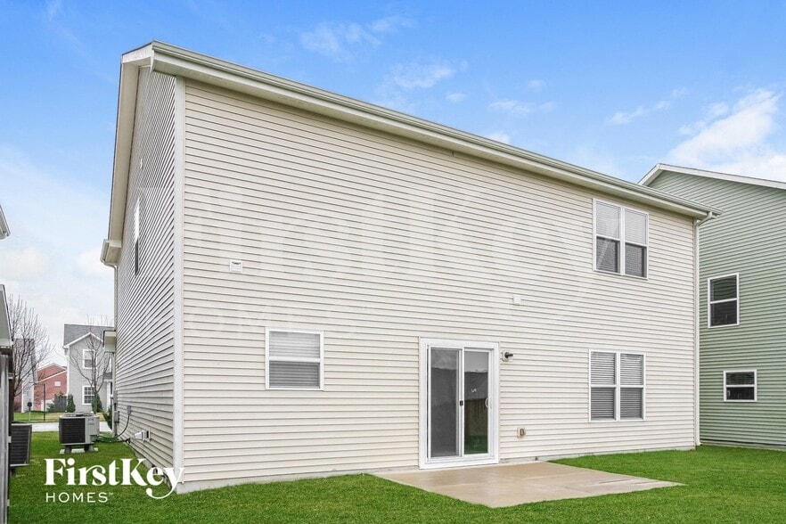 Building Photo - 17030 S Burntwood Way