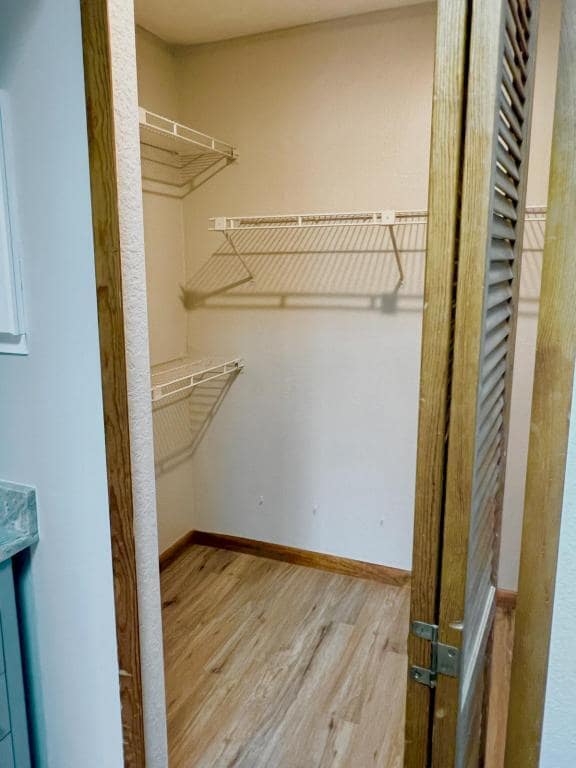 Building Photo - 1930 Como St