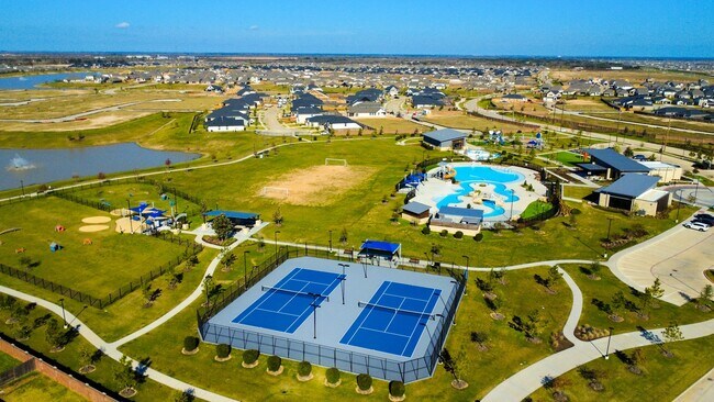 Building Photo - 1472 Sundown Gln Ln