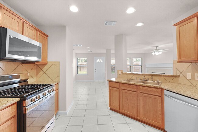 Building Photo - 10226 Canyon Rose Ln