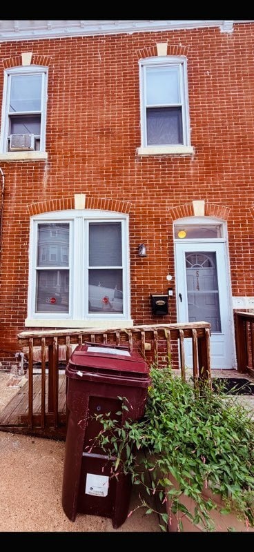 Building Photo - 514 S Harrison St