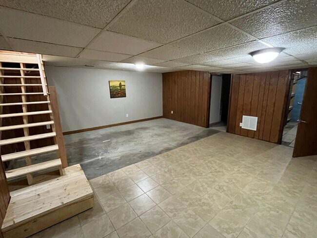 Building Photo - 2535 Marble St