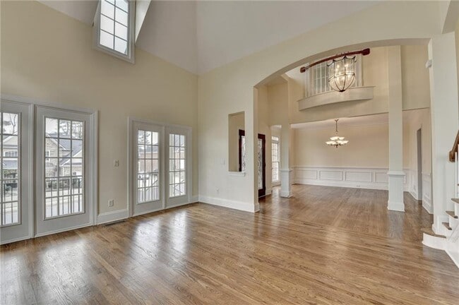 Building Photo - 11140 Donnington Dr