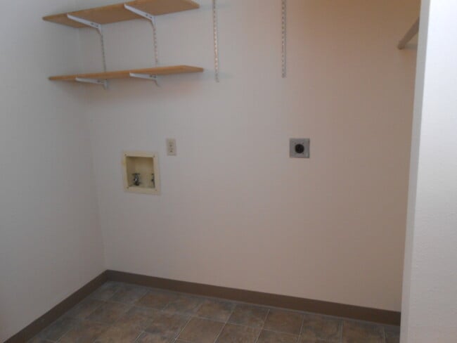 Building Photo - 17297 Golden Eye Dr