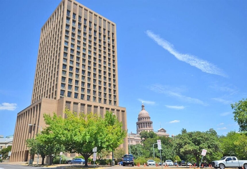 Building Photo - 1122 Colorado St