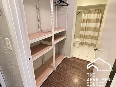 Building Photo - 744 W Gordon Terrace