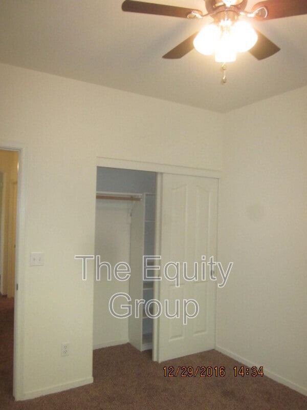 Building Photo - 1100 S Rio Linda St
