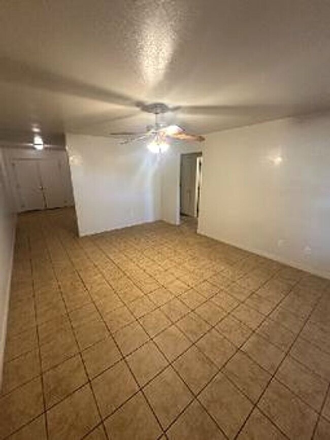 Building Photo - In the heart of Harker Heights this 2-bedr...
