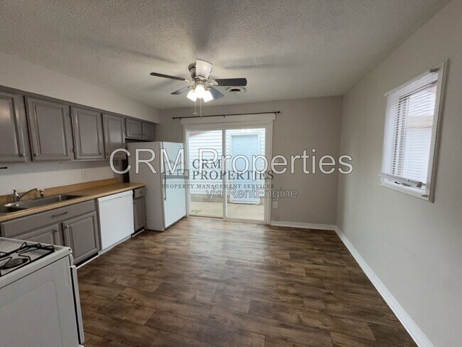 Building Photo - 1010 Chippewa Ln