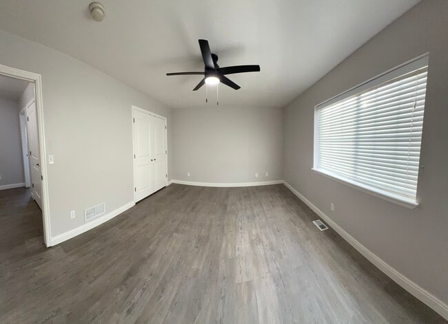 Building Photo - 616 Trejo St