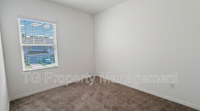 Building Photo - 321 Anthony Dr