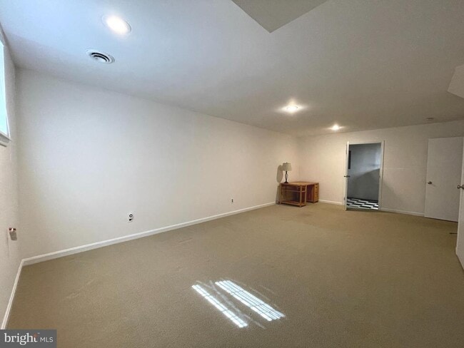 Building Photo - 2824 Elliott St