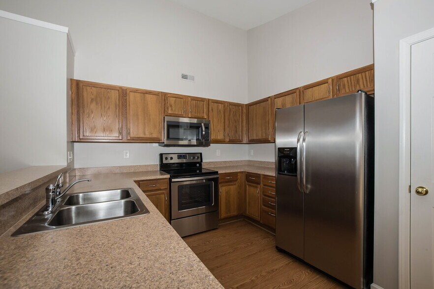 Building Photo - 3012 Deep Cove Dr NW