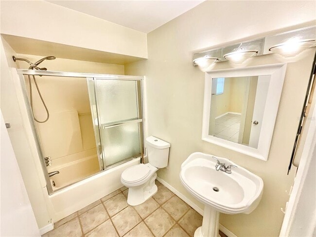 Building Photo - 5621 Mirada Dr